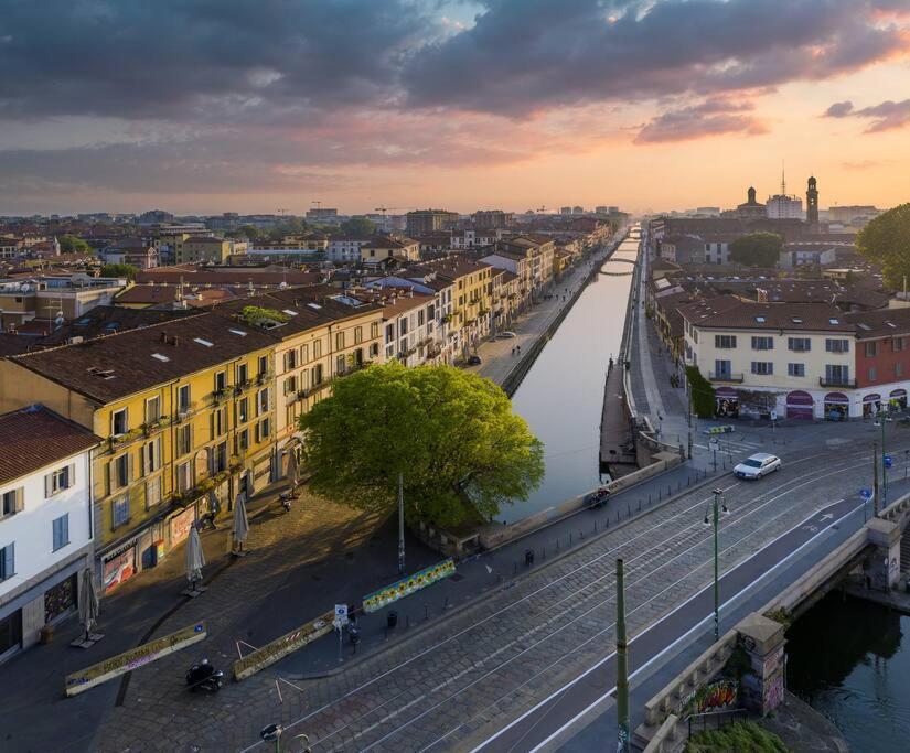 Navigli - Downtown - Duomo Spacious Two Bedroom Apartment - Close To Metro - Ac - Wi-Fi Milaan Buitenkant foto